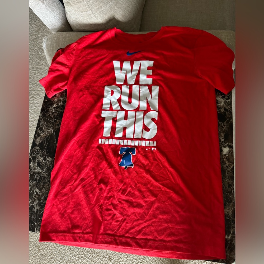 Women’s Nike Philadelphia Phillies Dri-fit T Shirt